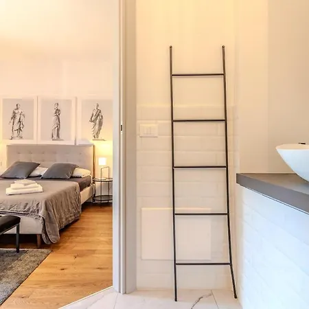 Blue Romantic View, Tub & Parking