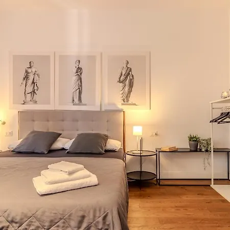 شقة Blue Romantic View, Tub & Parking كومو